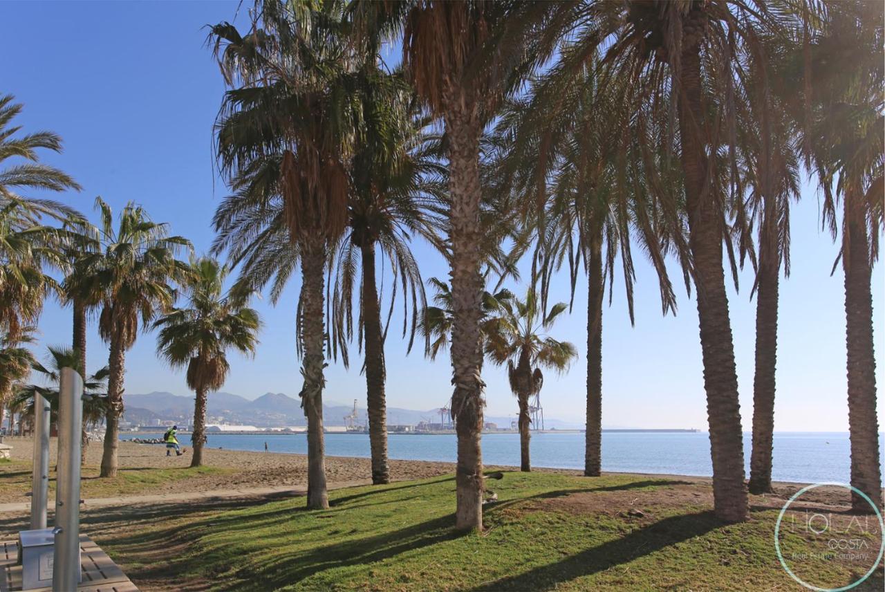 Atico Con Terraza Y Vistas, Parking Gratuito Apartment Malaga Exterior photo